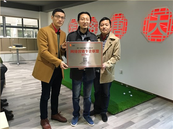 南京展柜廠,南京展柜定制廠家,南京展柜價格,南京展柜設(shè)計制作,南京大唐格雅展柜廠