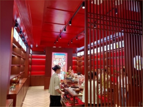 木質(zhì)展柜