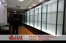 珠寶展柜定制廠家哪里找？