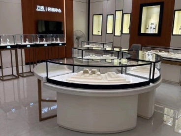 珠寶展柜設(shè)計(jì)的時(shí)候要注意哪些？